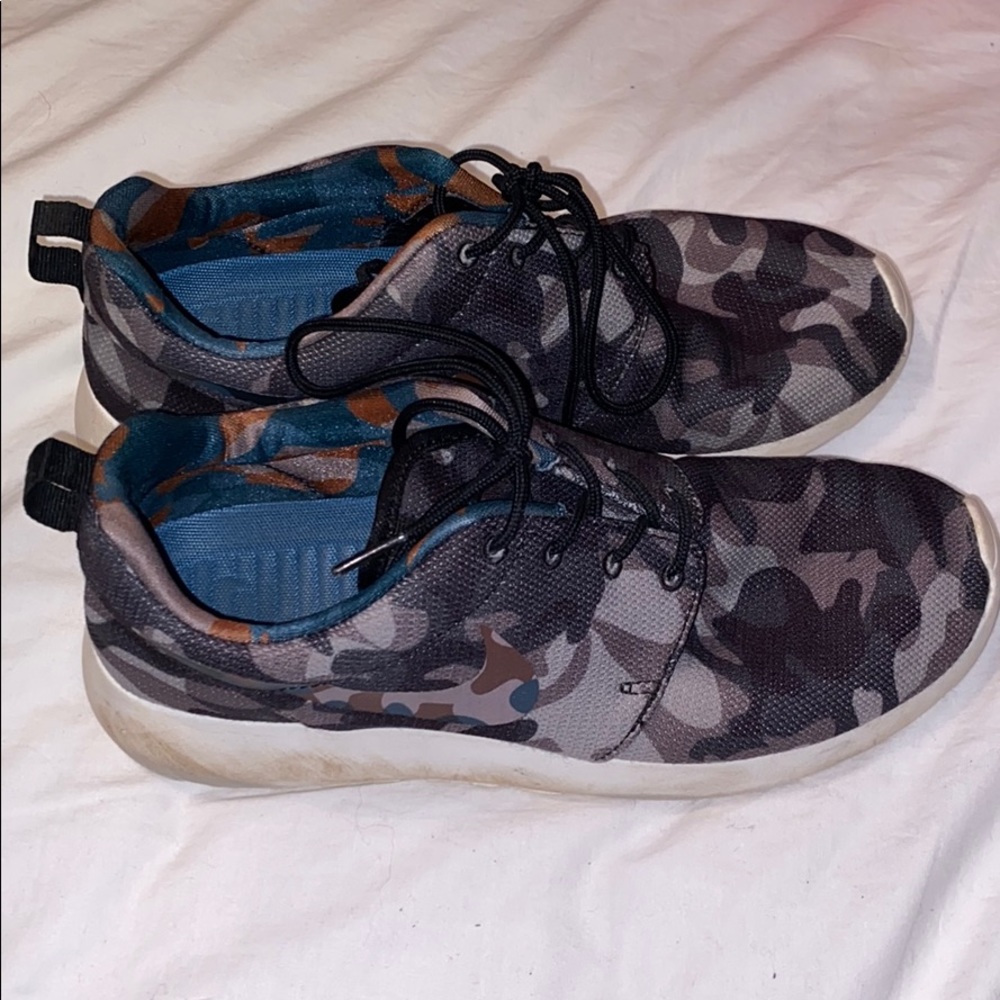 Nike Roshe shoes!